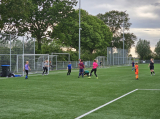 Laatste training S.K.N.W.K. JO11-1JM (partijtje tegen de ouders) van maandag 27 mei 2024 (75/137)